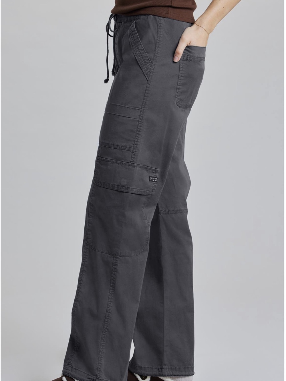 Women's Wide-Leg Cargo Pants with Drawstring Waist - Charcoal